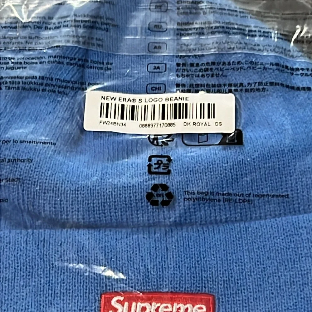 NWT FW24 SUPREME x NEW ERA “S” LOGO BOGO DARK ROYAL WHITE BEANIE KNIT HAT RARE - Picture 5 of 7